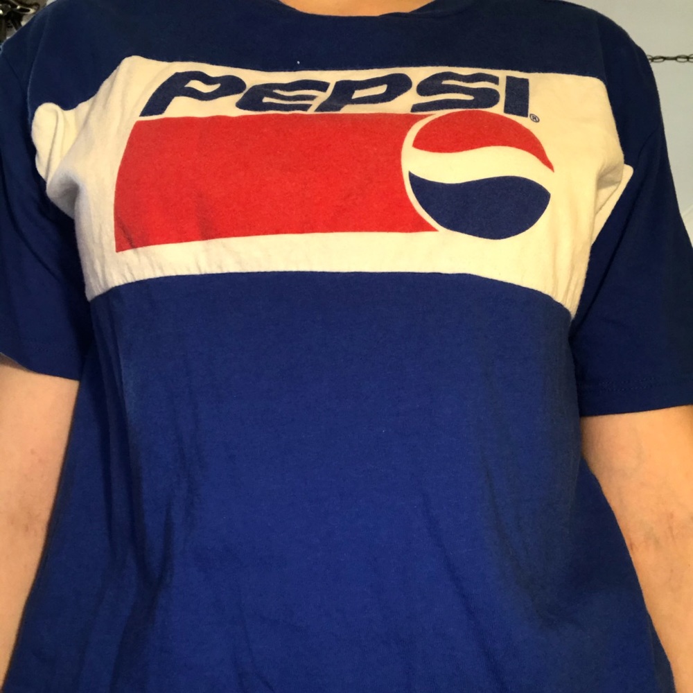 Short sleeve Pepsi shirt